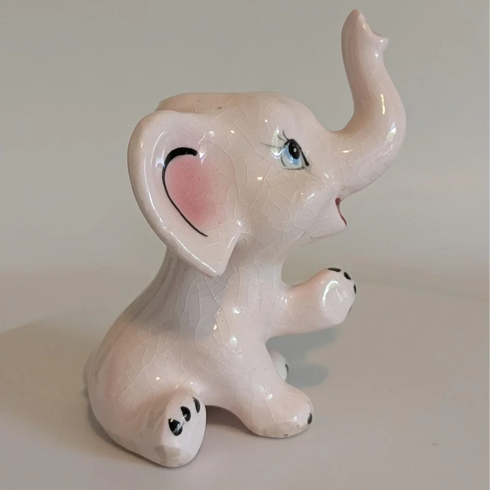 Vintage Pink Elephant Salt And Pepper Shakers Anthropomorphic